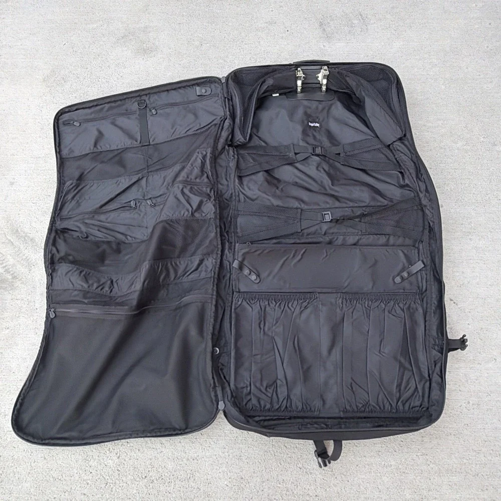 Briggs & Riley Baseline Folding Garment Bag Suit Travel Ballistic Nylon – Used
